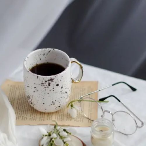 دانلود آهنگ هایده و محسن چاوشی به نام خبر نداری (هوش مصنوعی)